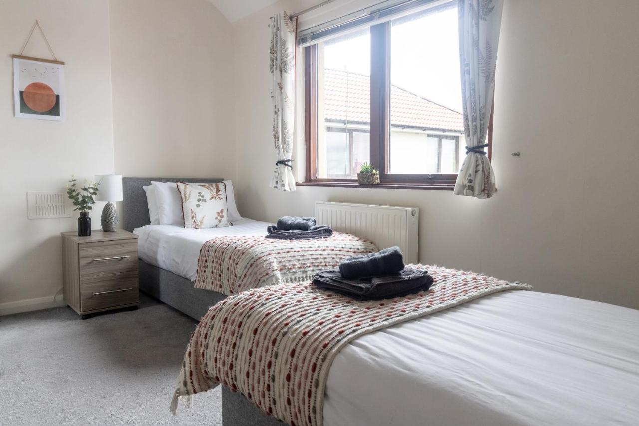 Adrian House, Near Hospital, Easy Parking + Garden