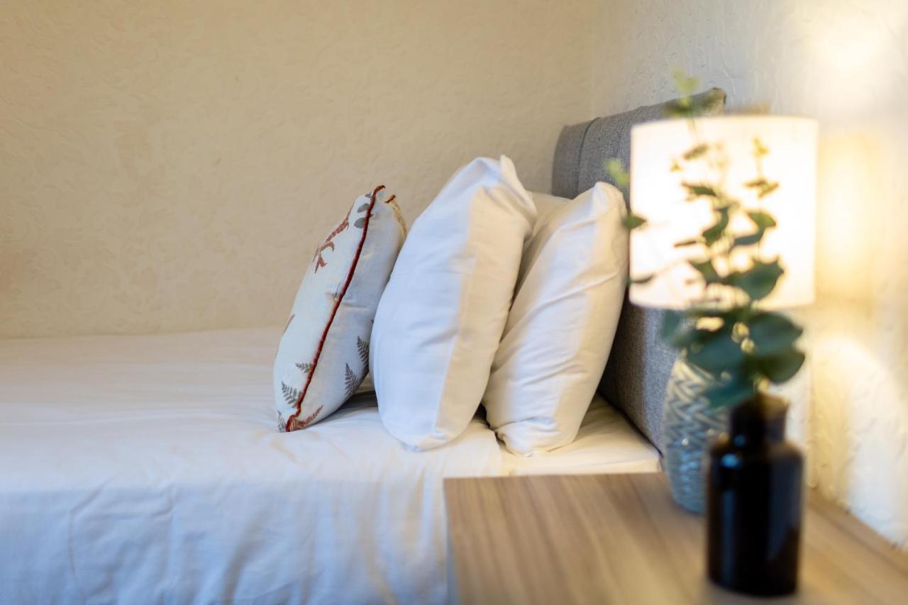 Apartment Adrian House, Near Hospital, Easy Parking + Garden *