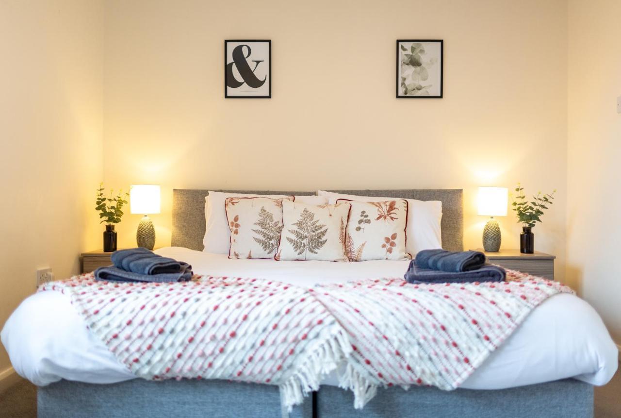 Adrian House, Near Hospital, Easy Parking + Garden