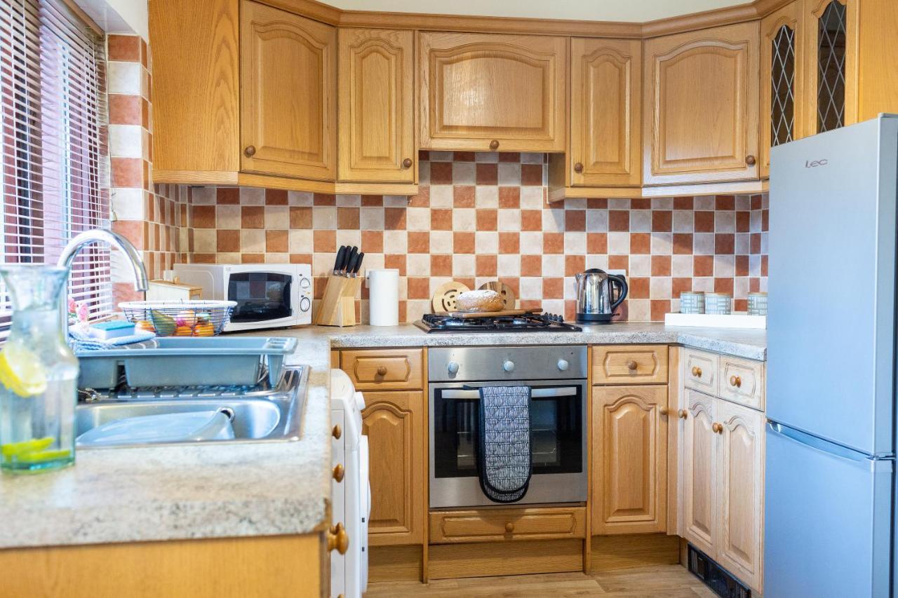 Apartment Adrian House, Near Hospital, Easy Parking + Garden Carlisle (Cumbria)